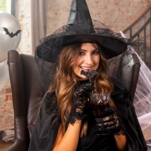 Brčka papírová s netopýry 12 ks