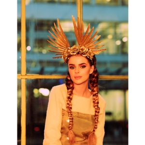 Čelenka Bohyně zlatá