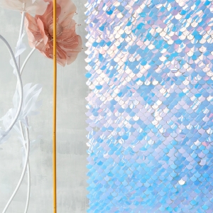 Dekorační čtvercový panel se šupinami iridescent 30x30 cm 1 ks