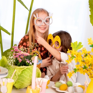 Rekvizity do fotokoutku Velikonoce 8 ks