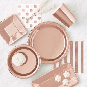 TALÍŘE papírové metalické Rose Gold 22cm 8ks