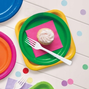 Talíře papírové smaragdově zelené 23 cm 16 ks