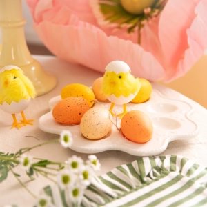 Dekorace Velikonoční kuřata ve skořápkách 8 cm 1 ks