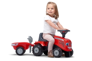 Odstrkovadlo traktor Massey Ferguson erven s volantem a va