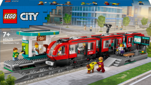 LEGO City 60423 Tramvaj a zastvka v centru msta