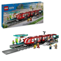 LEGO City 60423 Tramvaj a zastvka v centru msta